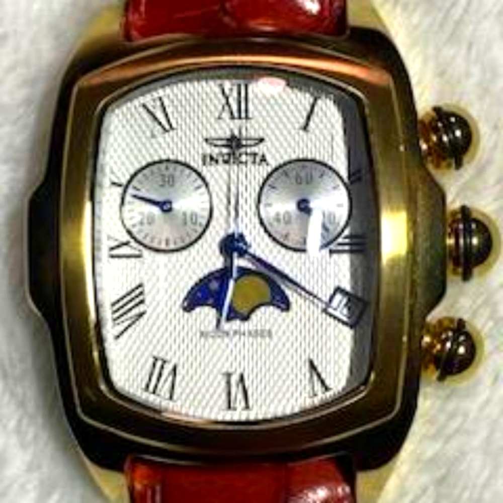 Invicta Lupah Watch